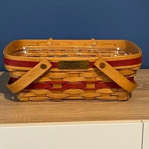 1996 Longaberger Christmas Basket